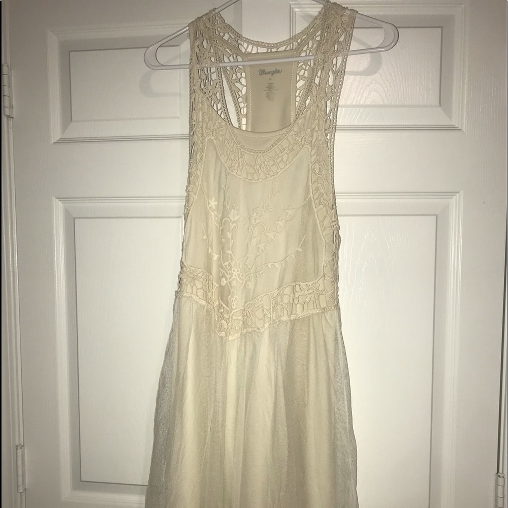 Beautiful lace short dress